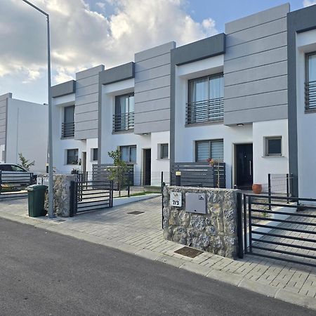 Villa Westpark, Kyrenia Girne Buitenkant foto