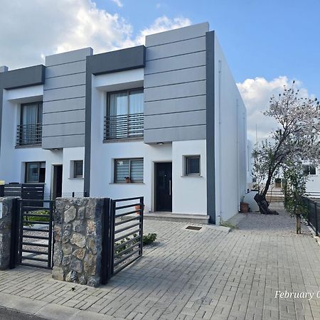 Villa Westpark, Kyrenia Girne Buitenkant foto